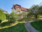 Dr. Lehner Immobilien NB - Vermietete Eigentumswohnung mit Balkon in ruhiger Lage von Neubrandenburg - Blick vom grünen Hof